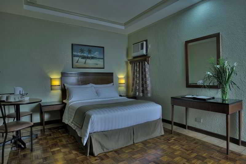 Fersal - P. Tuazon Cubao Hotel Quezon City